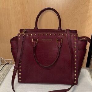 Michael Kors Red and Gold Satchel Luxurious‎ Design